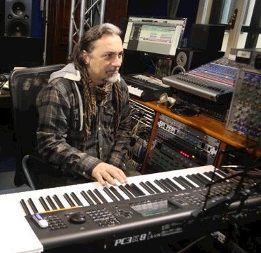 In_studio_per_Rai_5_SMALL